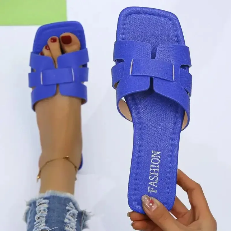 Casual Summer Slipper  Comfortable and Stylish Footwear for Warm Days