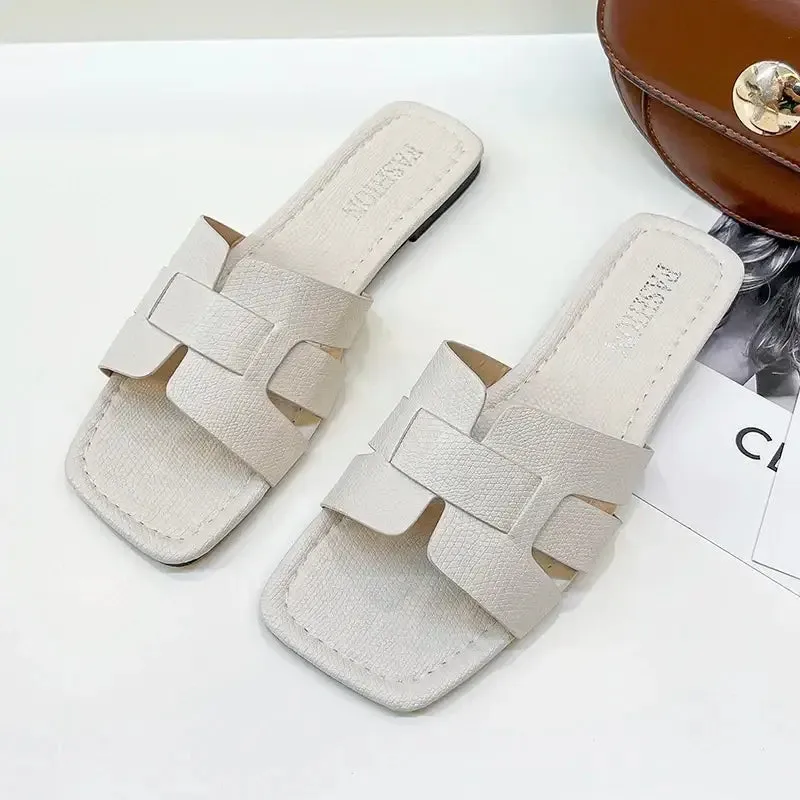 Casual Summer Slipper  Comfortable and Stylish Footwear for Warm Days