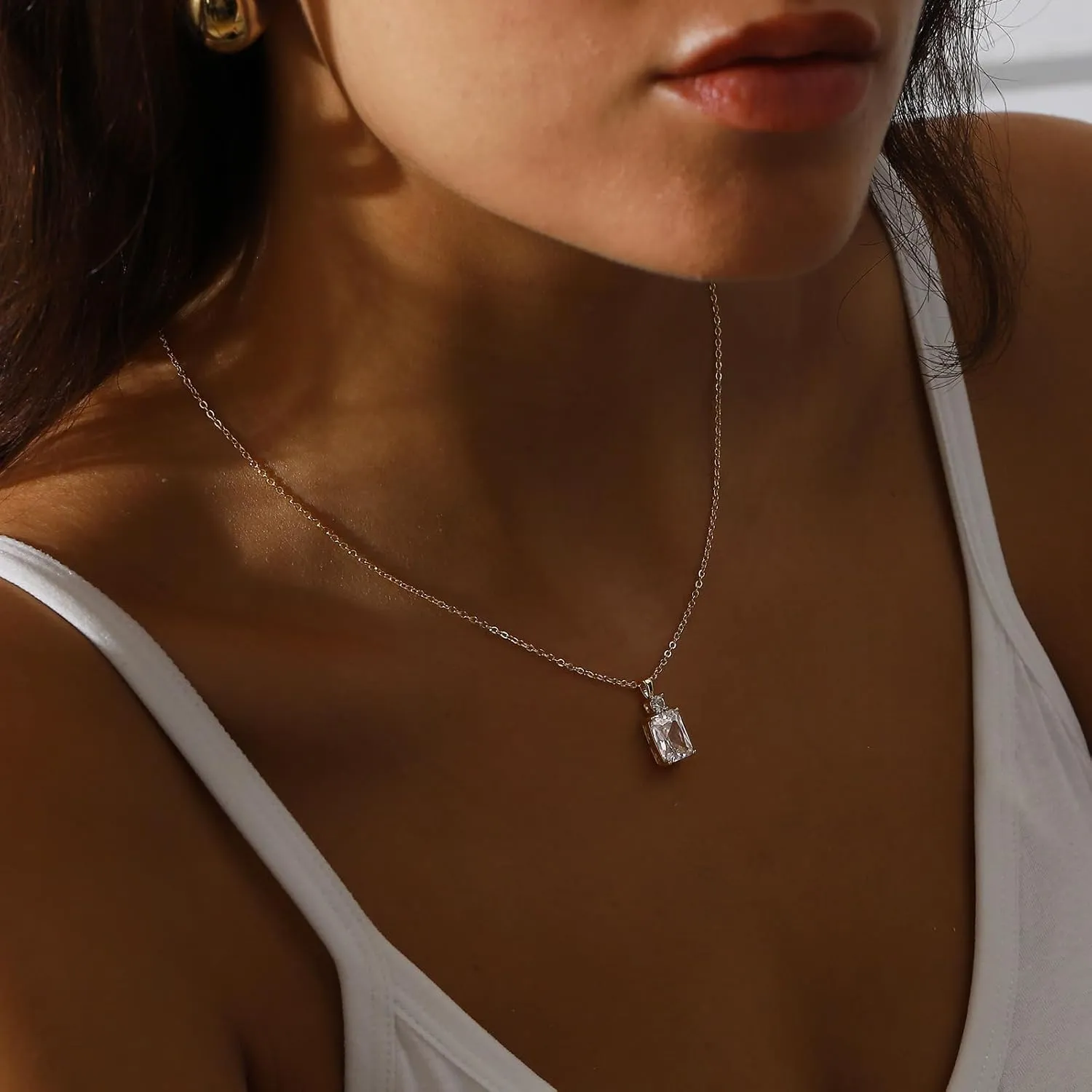 Diamond Necklaces for Women,Dainty Gold Necklace 14K Gold Plated Layered Necklace Simple CZ Diamond Pendant Necklaces for Women Trendy Jewelry Gifts