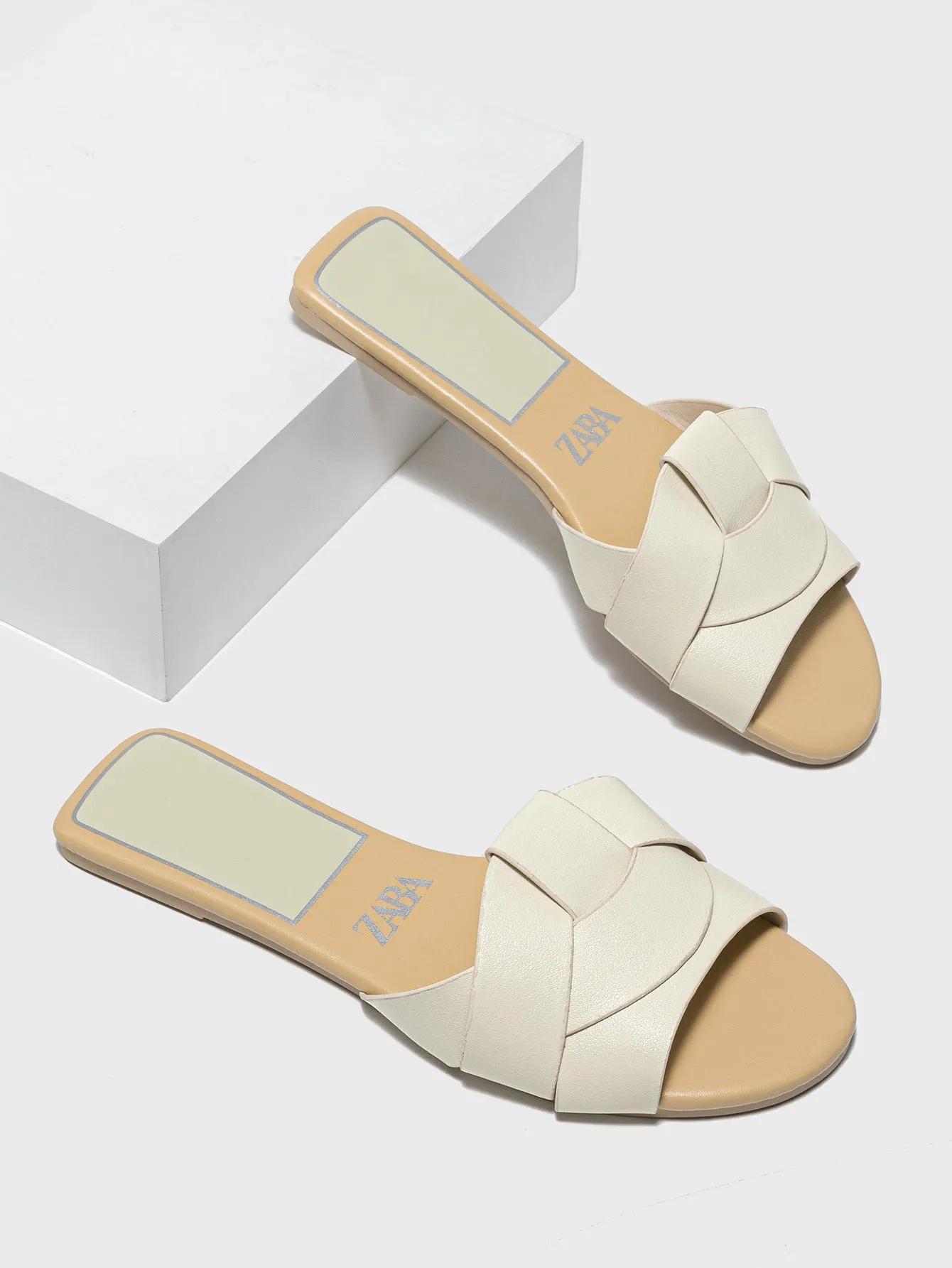 Flat Slippers