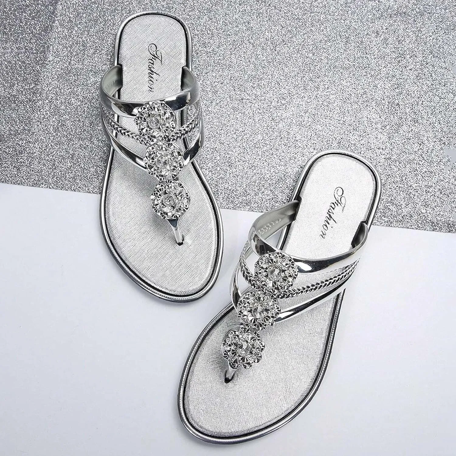 Flip Flops for Women Beach Bohemian Rhinestone Flower Beaded Sandals Open Toe Casual 2025 Summer Vacation Shoes
