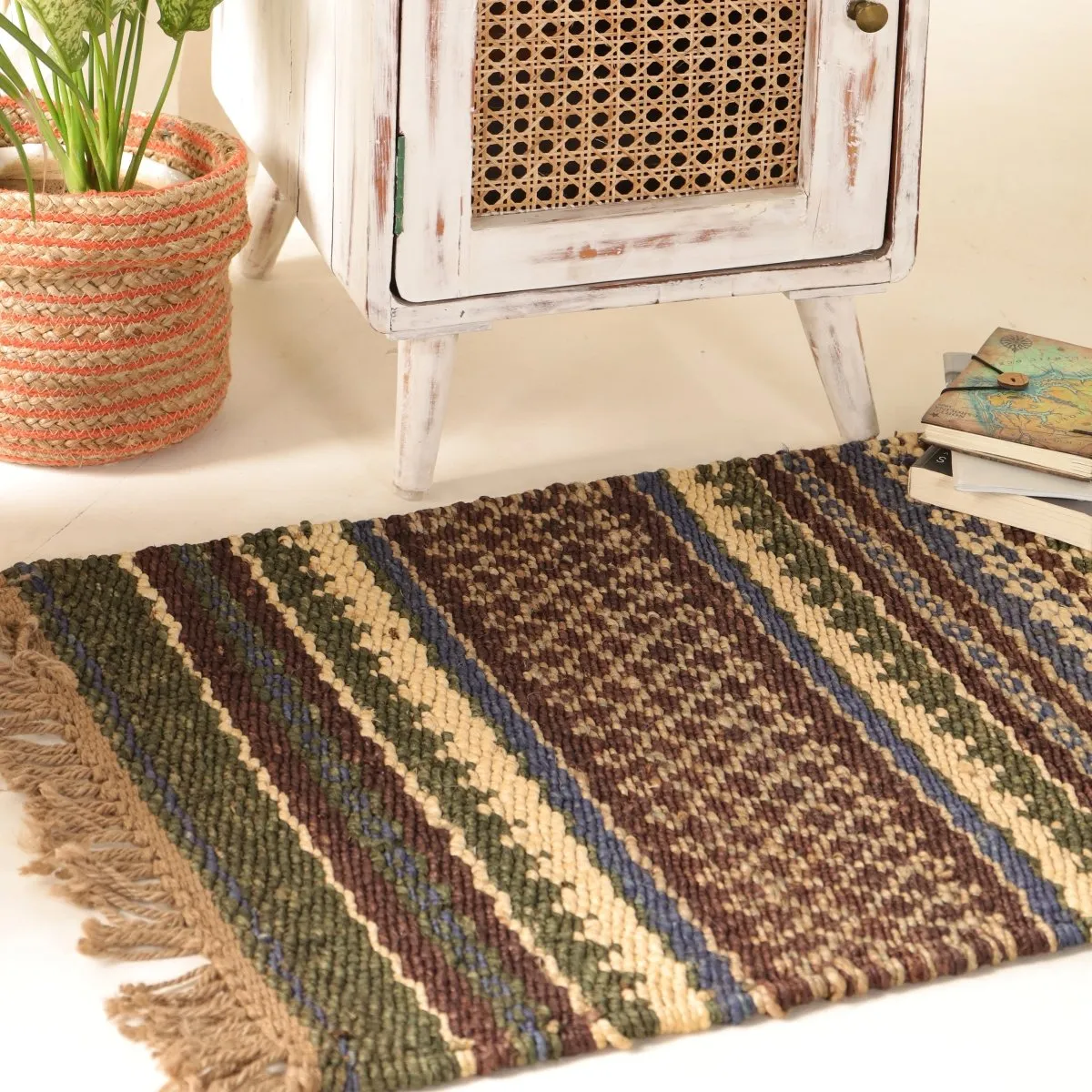 Green Sustainable Floor Rug In 2 x 3 ft | Geometric Pattern | Handcrafted In India