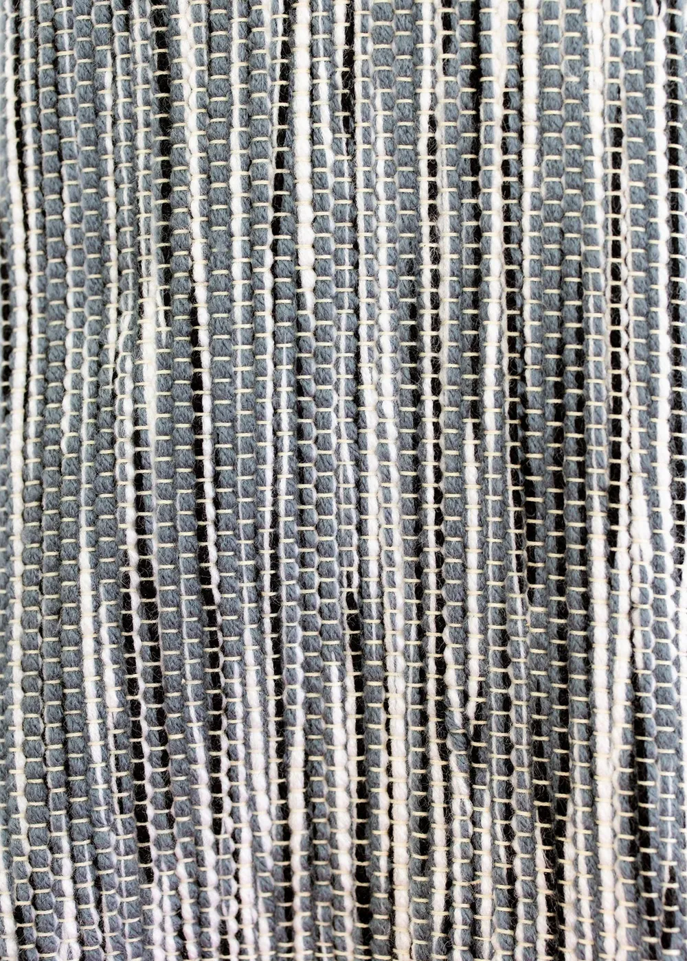 Miujiza Rug | 2' x 3'