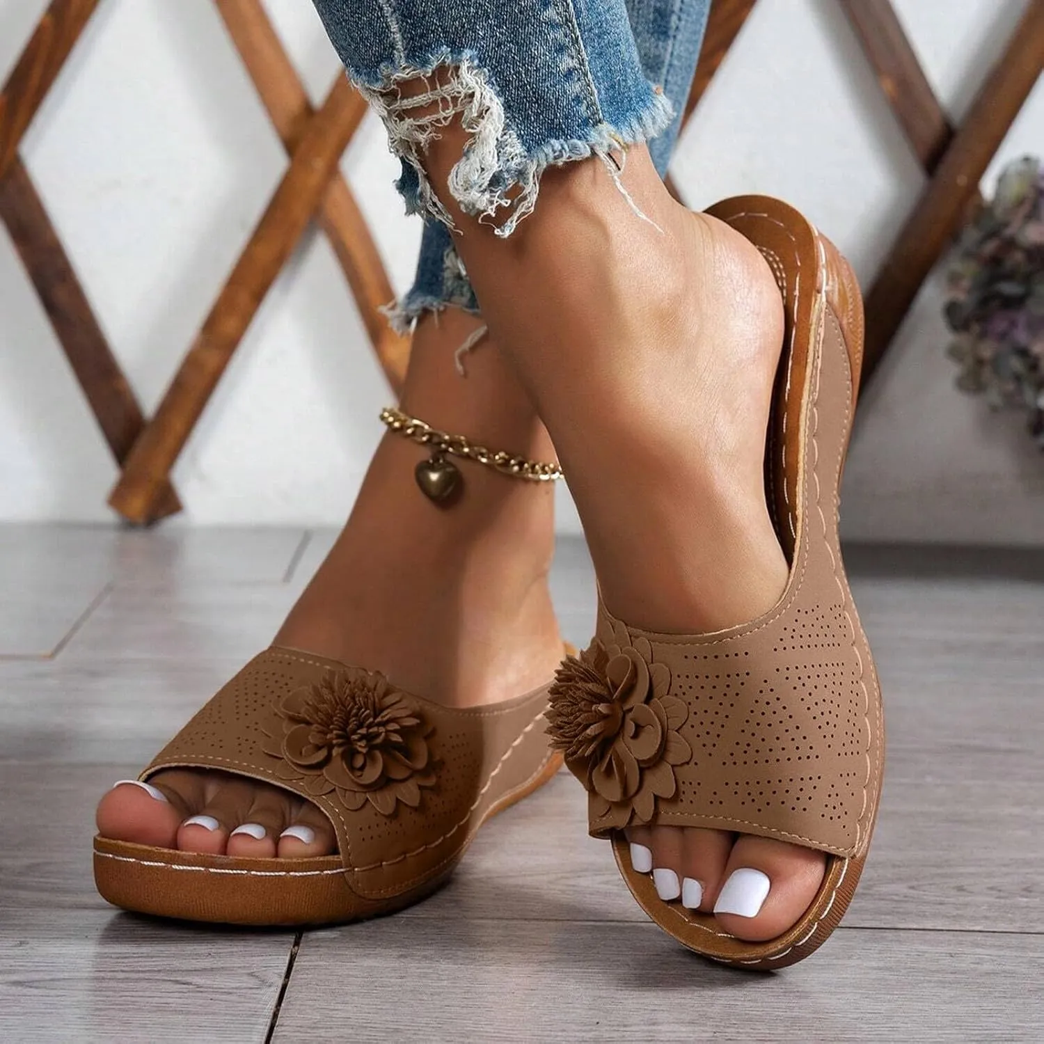 Orthopedic Sandals for Women 2025 New Chic Flower Orthotic Sandal Arch Support Boho Beach Slides Fish Mouth Open Toe Wedge Platform Comfortable Low Heel Hollow Out Slippers for Dressy Casual Wear