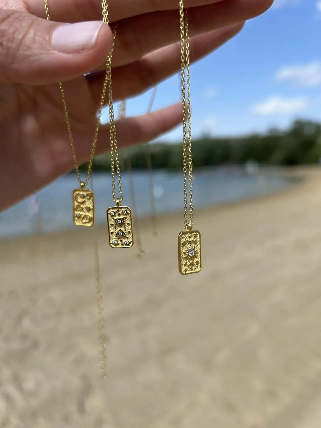 Vintage SUN Tarot Card Necklace - Gold & Diamond Pendant with Adjustable Chain, Meaningful Unisex Lucky Charm Necklace for a meaningful gift