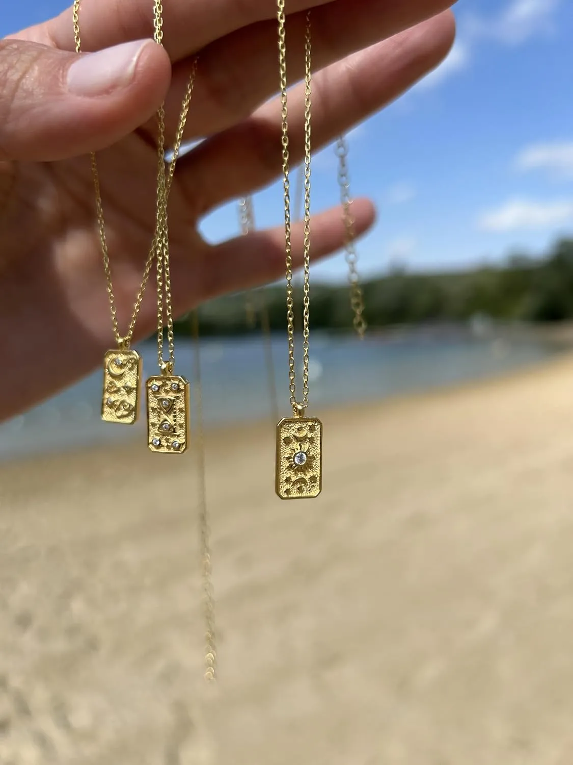 Vintage SUN Tarot Card Necklace - Gold & Diamond Pendant with Adjustable Chain, Meaningful Unisex Lucky Charm Necklace for a meaningful gift