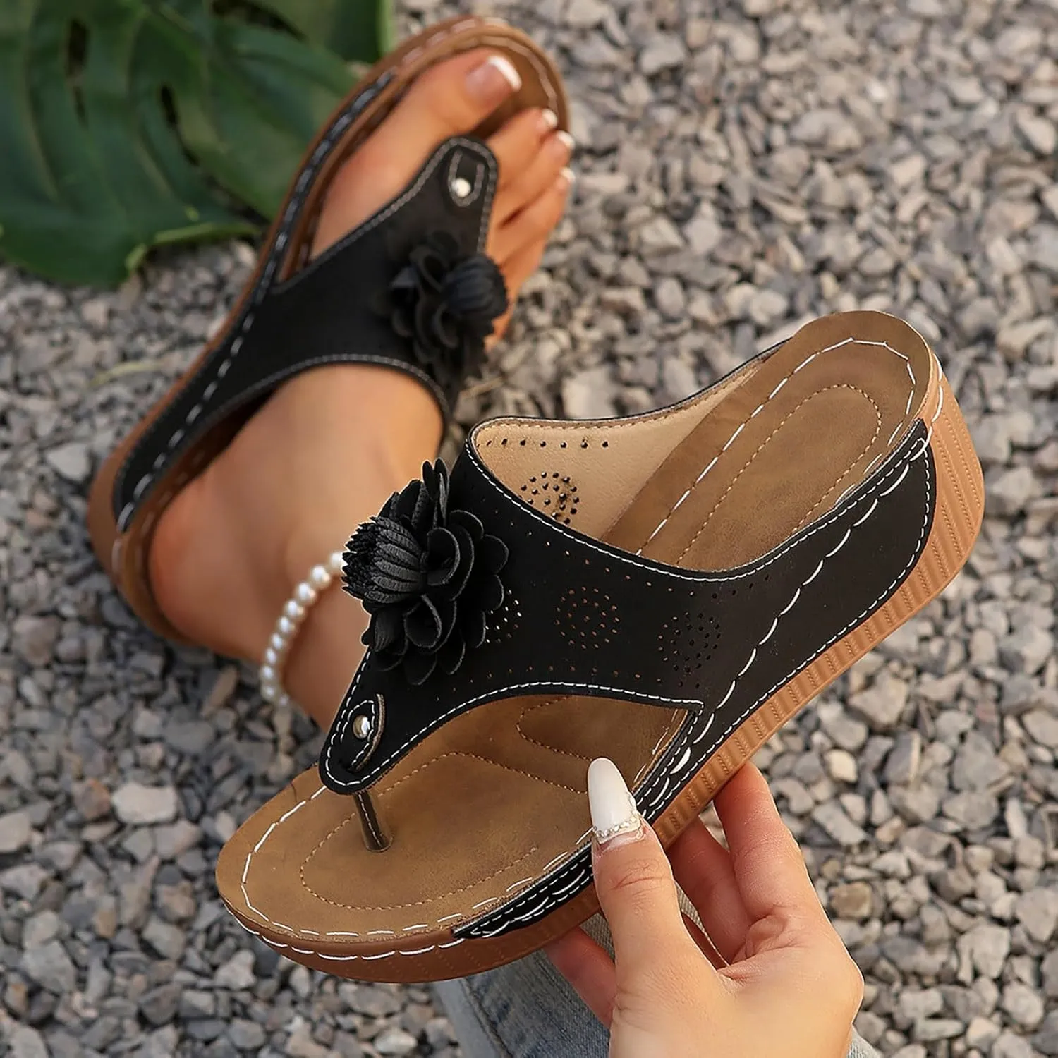 Wedge Sandals for Women Summer Dressy 2025 Womens Flower Design Wedges Sandal Flat Open Toe Platform Shoes Casual Boho Slip on Beach Walking Sandals Slippers