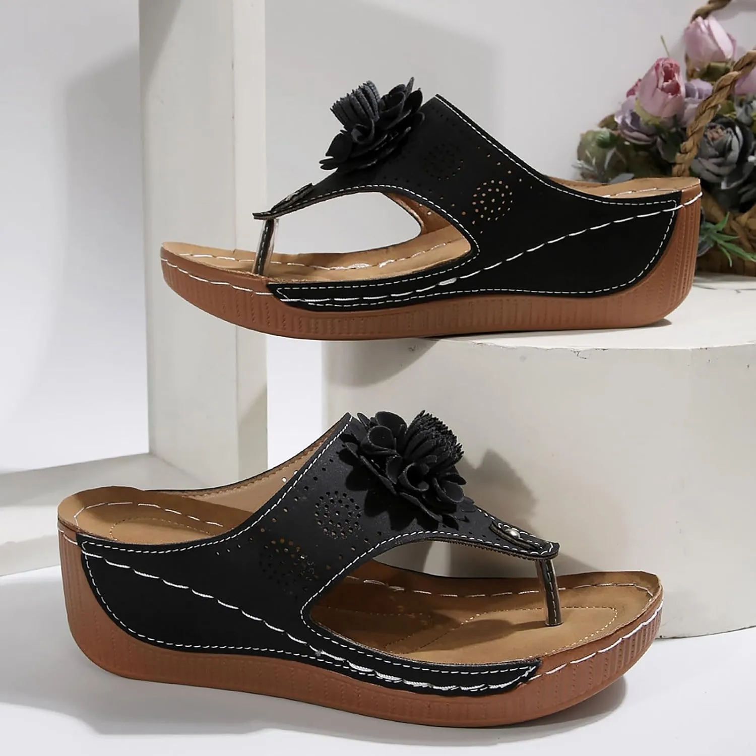 Wedge Sandals for Women Summer Dressy 2025 Womens Flower Design Wedges Sandal Flat Open Toe Platform Shoes Casual Boho Slip on Beach Walking Sandals Slippers
