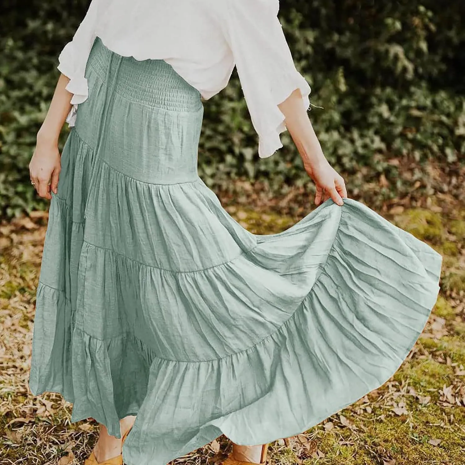 Womens Summer Boho Flowy Tiered A-Line Midi Skirt 2025 Fashion Elastic Waist Pleated Long Beach Skirt